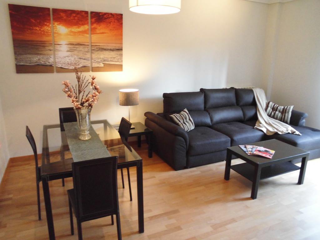 Appartement Apartamento Bellavista à Lardero Extérieur photo